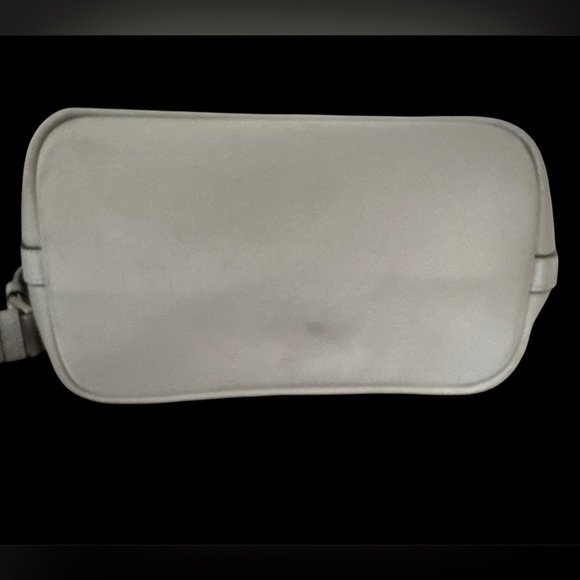 Kate Spade Classic Gray Shoulder Bag - Picture 7 of 7